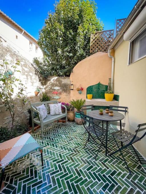 Petit Patio - 2 - Centre - Climatisation Apartment